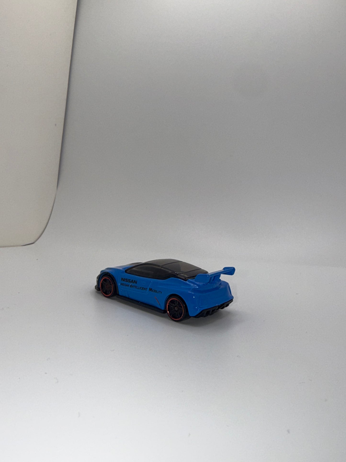 Hot Wheels loose Cars (Nissan Leaf Nismo RC_02) Blue