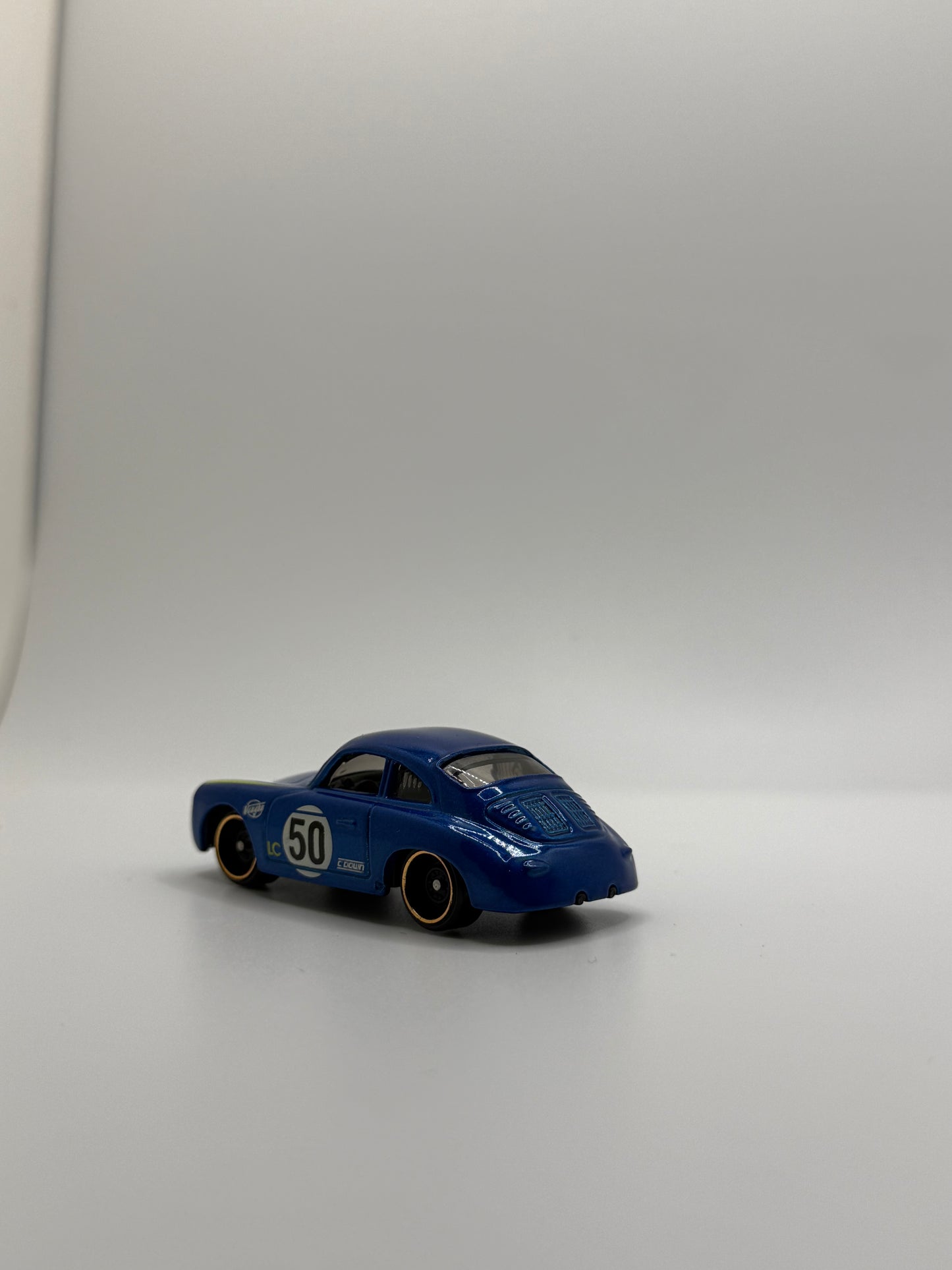 Hot Wheels loose Cars (2015 Porsche 356 Outlaw)